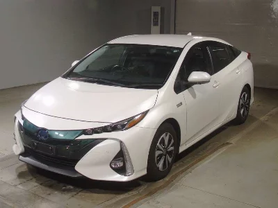 Toyota Prius PHV