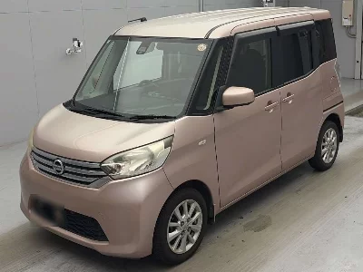 NISSAN DAYZ ROOX