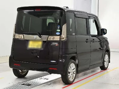 Suzuki Spacia Custom