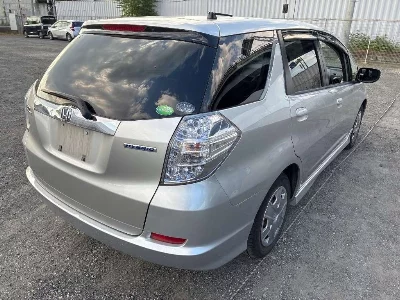 HONDA FIT SHUTTLE HYBRID