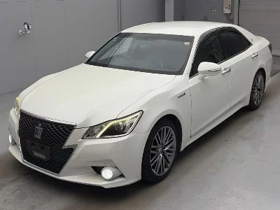 Toyota CROWN HYBRID
