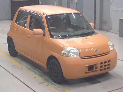 Daihatsu Esse