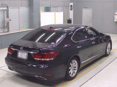 Lexus LS460L