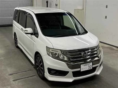 Honda STEPWGN SPADA