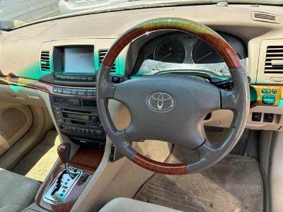 TOYOTA MARK II