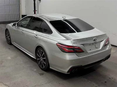 TOYOTA CROWN HYBRID