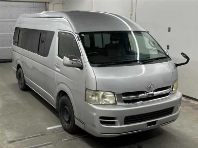TOYOTA HIACE WAGON