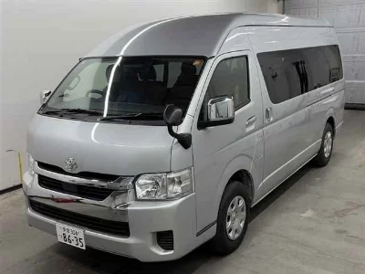 TOYOTA HIACE WAGON