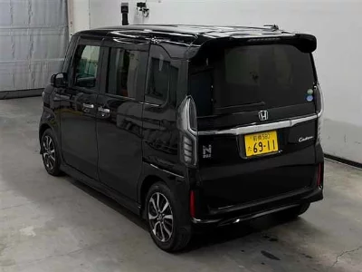 HONDA N BOX CUSTOM