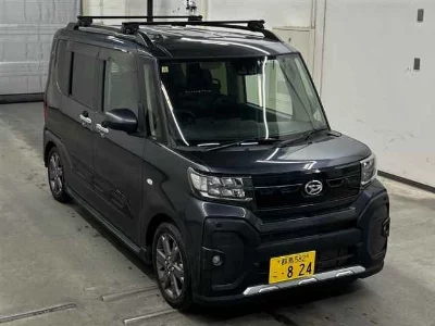 DAIHATSU TANTO FUN CROSS