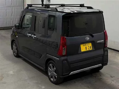 DAIHATSU TANTO FUN CROSS