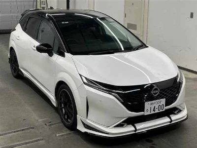 NISSAN AURA