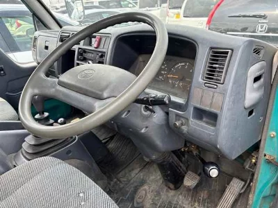 TOYOTA DYNA
