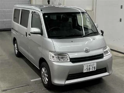 TOYOTA TOWN ACE VAN