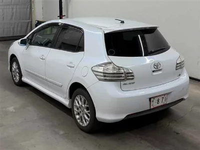 TOYOTA BLADE