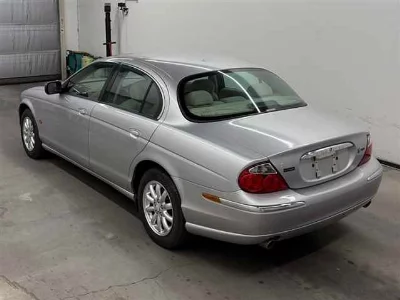 JAGUAR S TYPE