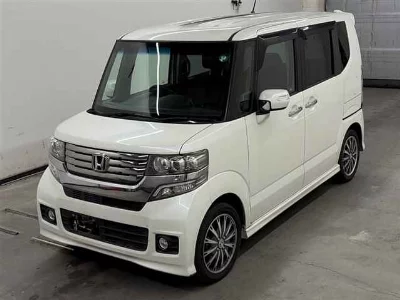 HONDA N BOX CUSTOM