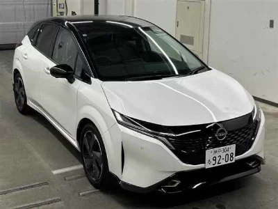 NISSAN AURA