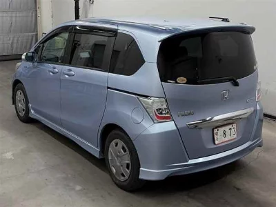 HONDA FREED HYBRID