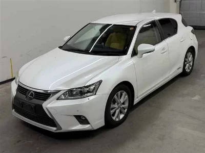 Lexus CT200h