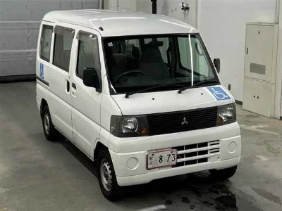 MITSUBISHI MINICAB