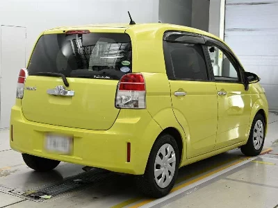 TOYOTA SPADE