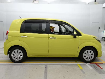 TOYOTA SPADE