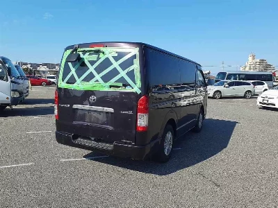 TOYOTA REGIUS VAN