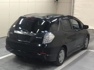 HONDA FIT SHUTTLE