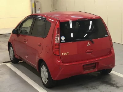 MITSUBISHI COLT