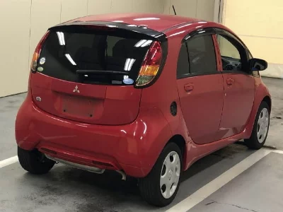 MITSUBISHI I