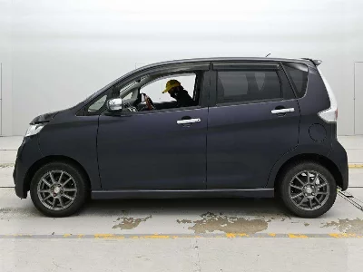 MITSUBISHI EK CUSTOM