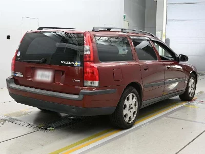 VOLVO V70