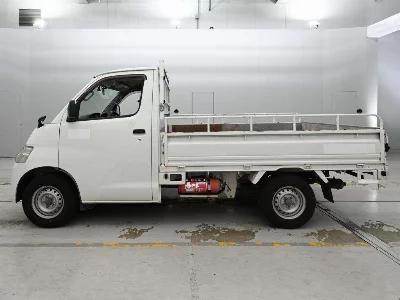 TOYOTA LITE ACE TRUCK