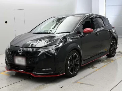 NISSAN AURA