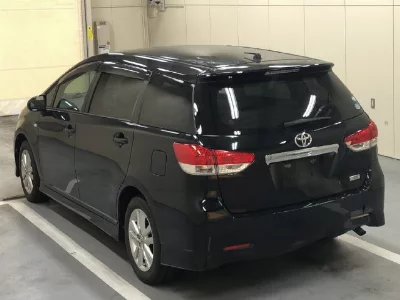 TOYOTA WISH