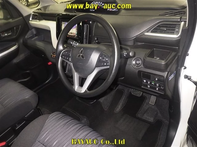 Mitsubishi Delica D:2  с аукциона в Японии