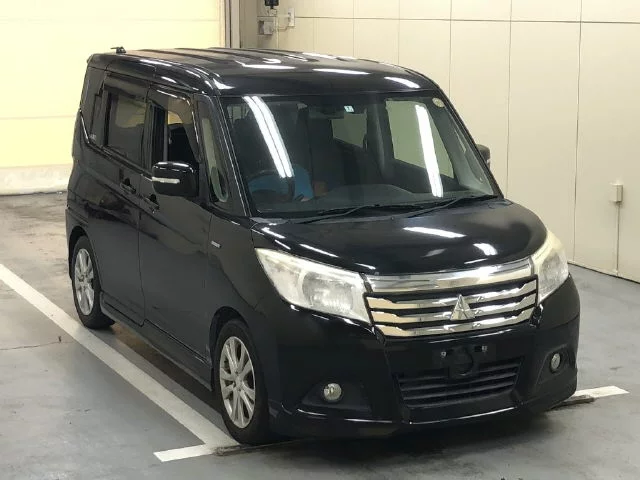 Mitsubishi Delica D:2  с аукциона в Японии