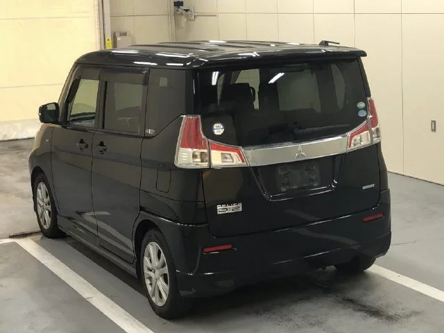 Mitsubishi Delica D:2  с аукциона в Японии