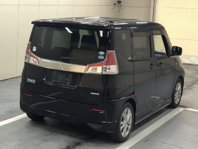 Mitsubishi Delica D:2  с аукциона в Японии