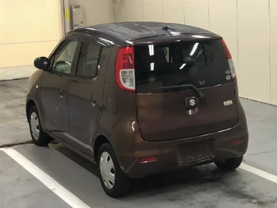 SUZUKI MRWAGON