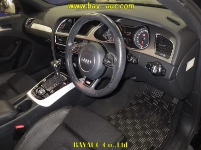 AUDI A4 AVANTE