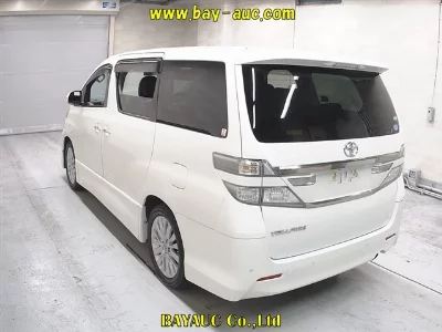 TOYOTA VELLFIRE