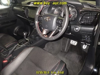 TOYOTA HILUX PICK UP