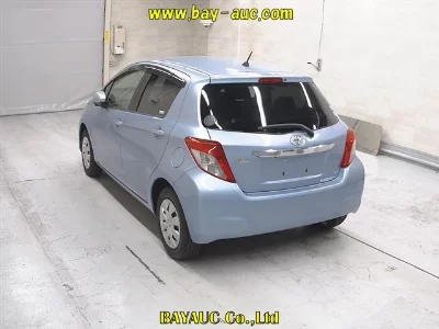 TOYOTA VITZ