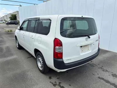 TOYOTA SUCCEED VAN
