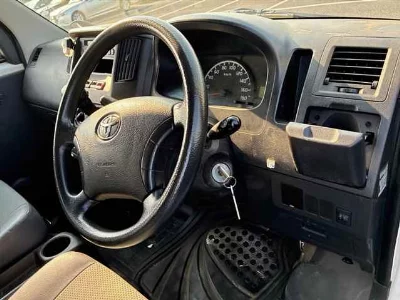 TOYOTA TOWN ACE VAN