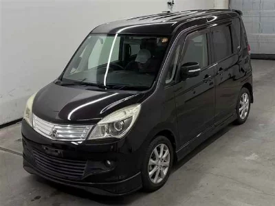 MITSUBISHI DELICA D:2