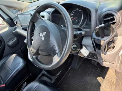 MITSUBISHI DELICA D:3
