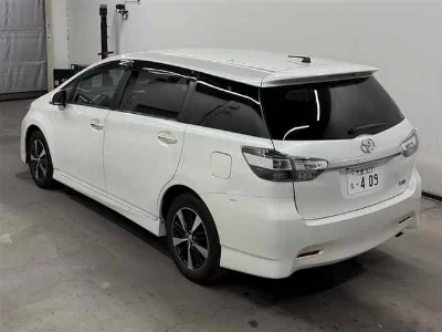TOYOTA WISH
